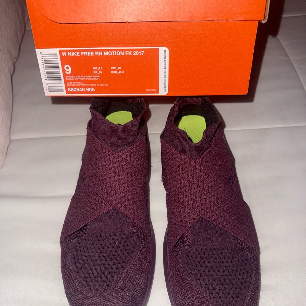 Nike Women's Maroon Slip-On Sneakers - Picture 5 of 6